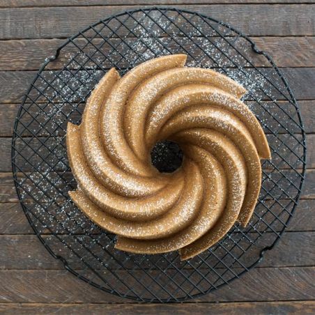 Nordic Ware Heritage Bundt Pan